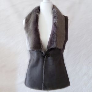 NEW Design History Faux Fur Grey Vest Size Small